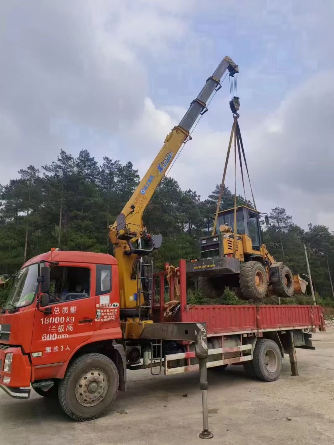 陆丰市找吊车出租公司的时候需要注意什么